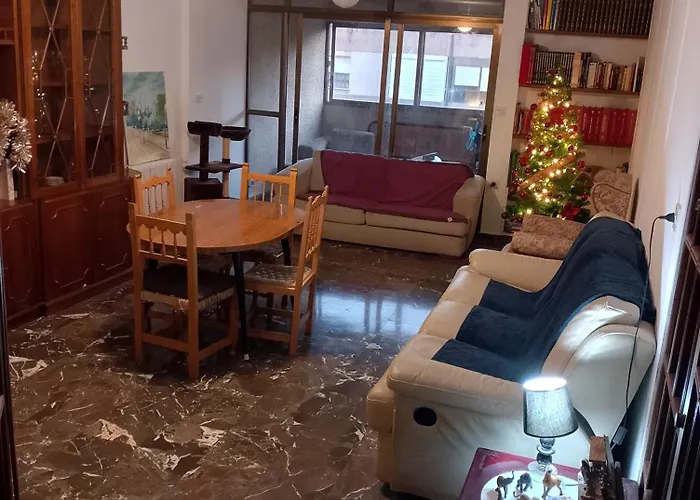 Habitacion Amplia Y Comoda